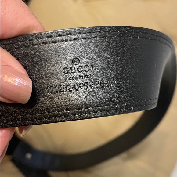 Gucci Black Leather Belt with Green and Red Web & Brass Double G Buckle - Picture 6 of 6